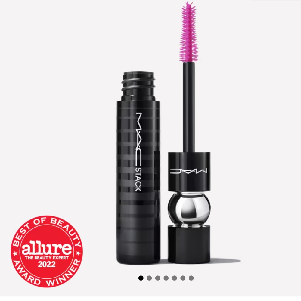 MAC Superstack Mega Brush Mascara